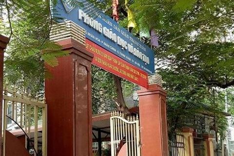 Thông tin chi tiết vụ bé mầm non ở Hà Nội bị cô túm tóc kéo giật về sau