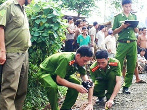 Đâm chết xóm trưởng chỉ vì chuyện thi công mương nước