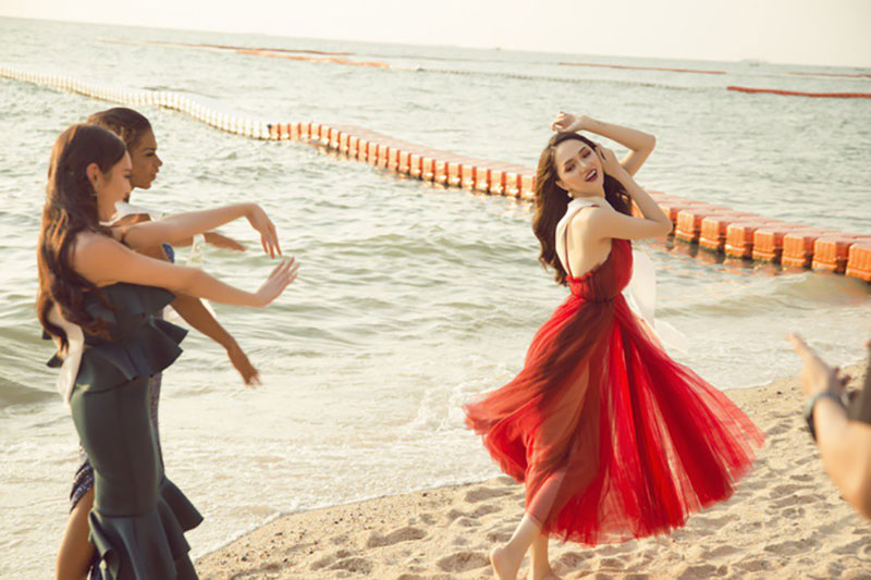 Ngắm nhan sắc của Hương Giang trong những chặng cuối của Hoa hậu Chuyển giới Quốc tế 2018