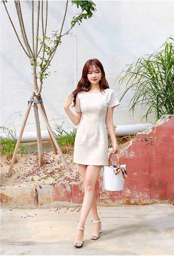 10+ bộ cánh gợi cảm giúp nàng sở hữu đường cong chữ S chuẩn Ngọc Trinh!