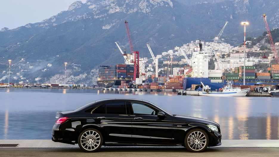 Mercedes-AMG C43 2019 với sức mạnh, vẻ ngoài được nâng cấp mới