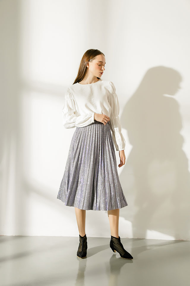 Những thiết kế váy áo xinh xắn giá chưa quá 900 ngàn để các nàng diện trong ngày 8/3