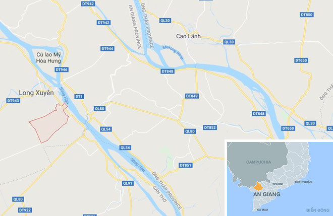 Tài xế xe ôm bị khách dùng dao cứa cổ giữa đường