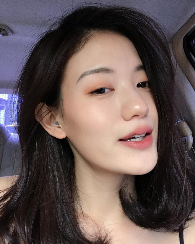 Con gái châu Á đang mê mệt 5 kiểu đánh mắt đơn giản nhưng ăn ảnh hết mức này Con gái châu Á đang mê mệt 5 kiểu đánh mắt đơn giản nhưng ăn ảnh hết mức này