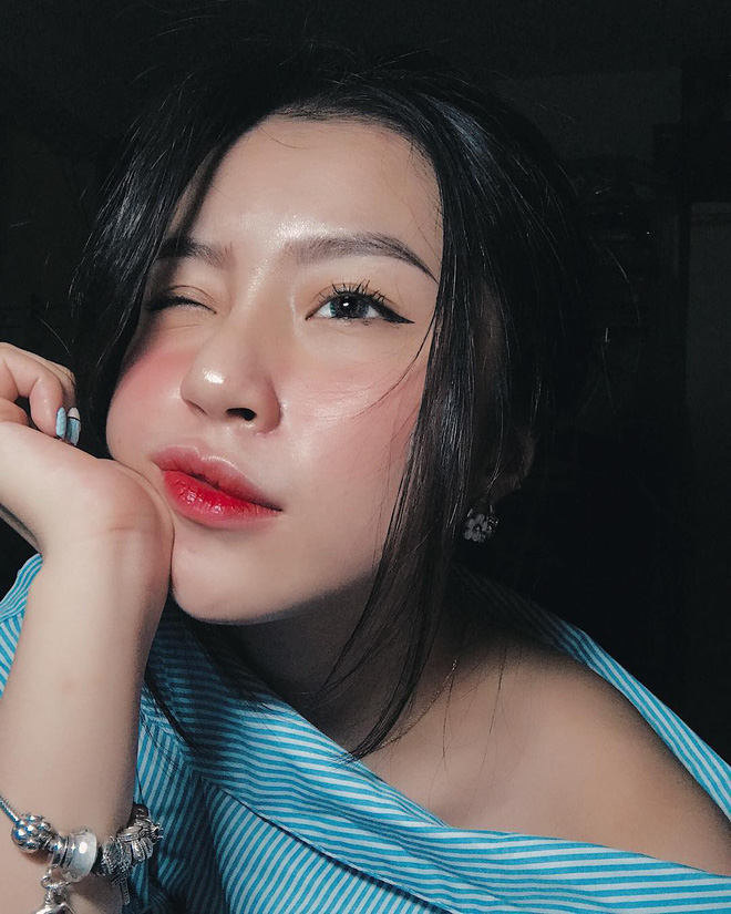 Con gái châu Á đang mê mệt 5 kiểu đánh mắt đơn giản nhưng ăn ảnh hết mức này