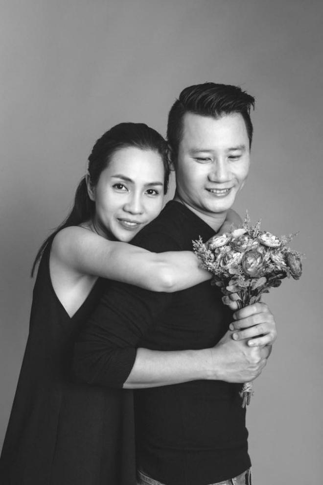 Hoàng Bách tiết lộ về người mẹ đặc biệt: Mẹ vợ rất tin tưởng, thương tôi như con ruột