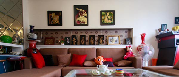 Hai cô bạn độc thân giàu có, đẳng cấp và xinh đẹp của Hoàng Thùy Linh