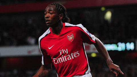 Cựu cầu thủ Arsenal suýt bị đuổi vì lỗi... phát âm Cựu cầu thủ Arsenal suýt bị đuổi vì lỗi... phát âm