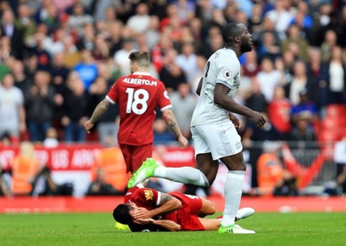 Lovren khiêu khích Man Utd chơi tấn công