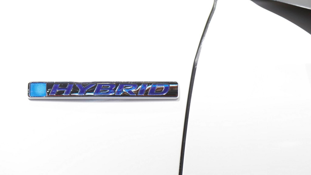 Ảnh thực tế Honda CR-V bản hybrid tại châu Âu