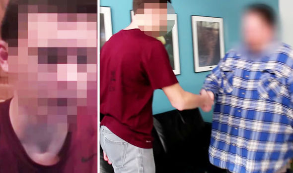 Người trở về từ năm 2030 tự nhận từng gặp chính mình ở tương lai