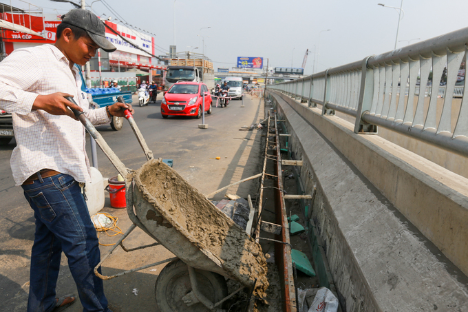 Hầm chui cửa ngõ Tây Bắc TP HCM trước ngày thông xe