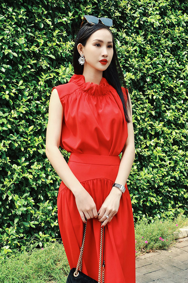 6 set đồ giúp nàng văn phòng tự tin đón nắng tháng 3