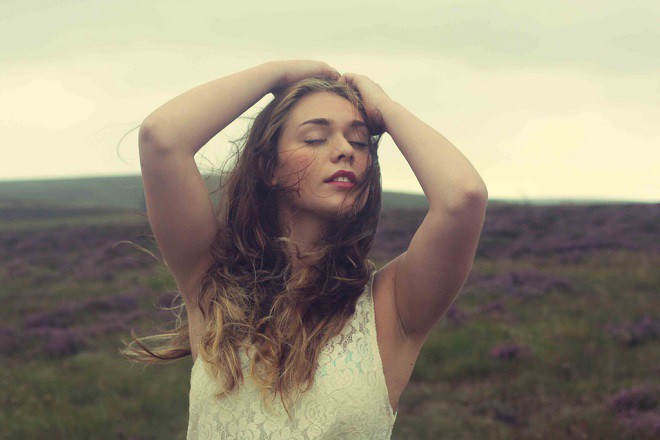 Nếu một ngày bỗng phát hiện chồng ngoại tình, hãy bình tĩnh và cư xử thật ngầu