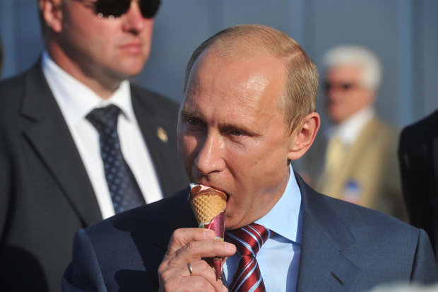 Putin thuê đội quân nếm thức ăn vì sợ đầu độc? Putin thuê đội quân nếm thức ăn vì sợ đầu độc?