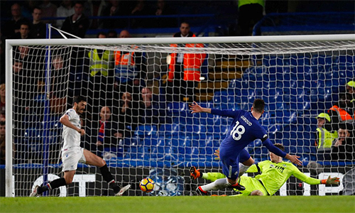 Chelsea thắng nhẹ, chạy đà thuận lợi cho trận cầu sinh tử với Barca