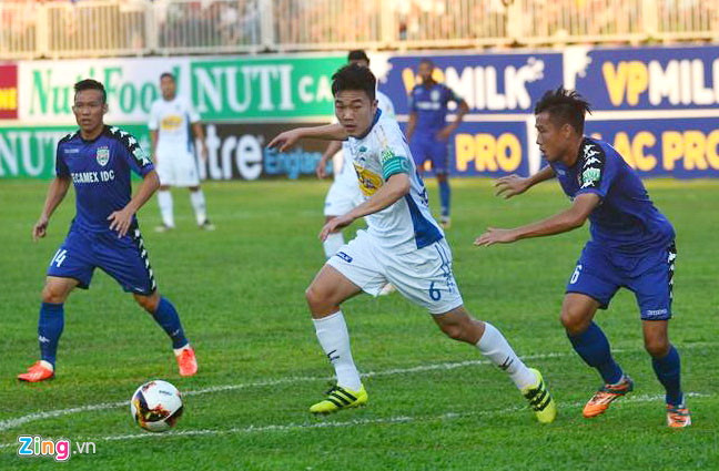 ‘Công Phượng, Xuân Trường kém xa chính họ ở U23 Việt Nam’