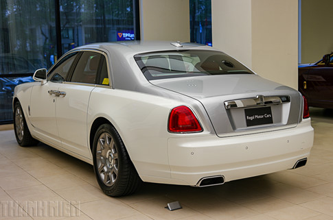 Người mua xe Rolls-Royce tại Việt Nam, họ là ai?