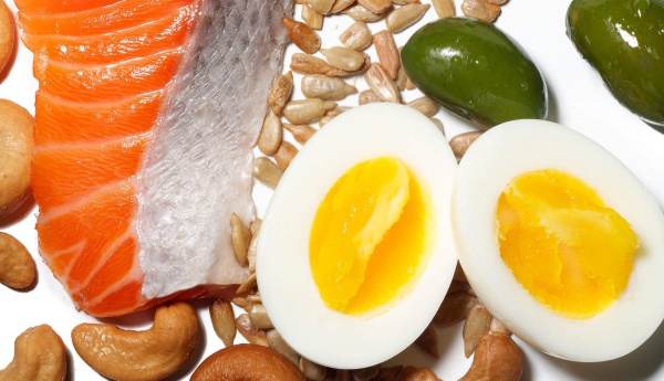 Có nên kiêng hoàn toàn chất béo trong bữa ăn hằng ngày?