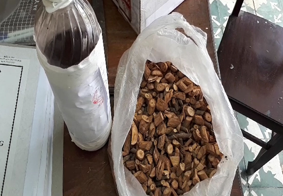 Cây rừng ngâm rượu nghi có chất cực độc khiến 3 người chết