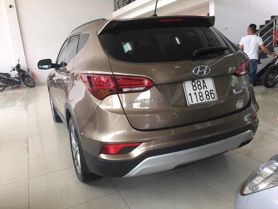 Bất ngờ xuất hiện 2 ô tô chung 1 biển số đẹp ở Hà Nội