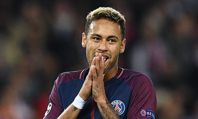 Neymar được bom tấn Barca hoan nghênh trở về