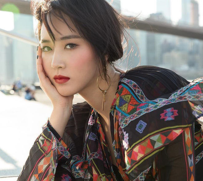 Lại thêm 5 thỏi son hot nhất khiến loạt sao Hàn mê mẩn thời gian gần đây Lại thêm 5 thỏi son hot nhất khiến loạt sao Hàn mê mẩn thời gian gần đây