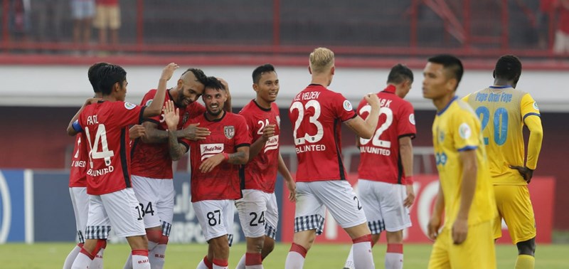 FLC Thanh Hóa bị Bali Utd chia điểm tại Mỹ Đình