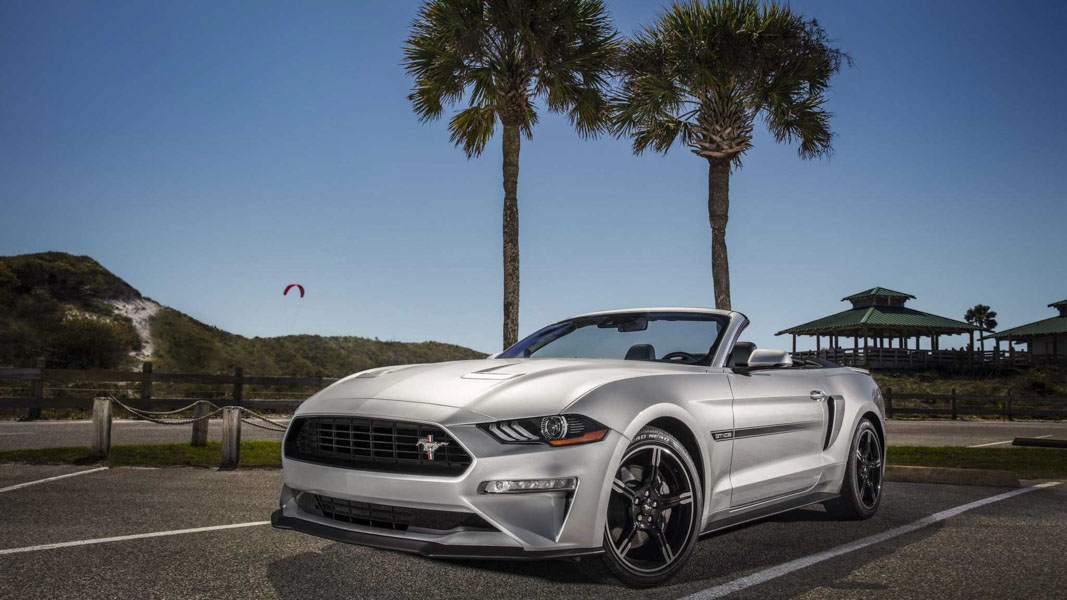 Ford Mustang phiên bản California Special: Chiếc mui trần vạn người mê Ford Mustang phiên bản California Special: Chiếc mui trần vạn người mê