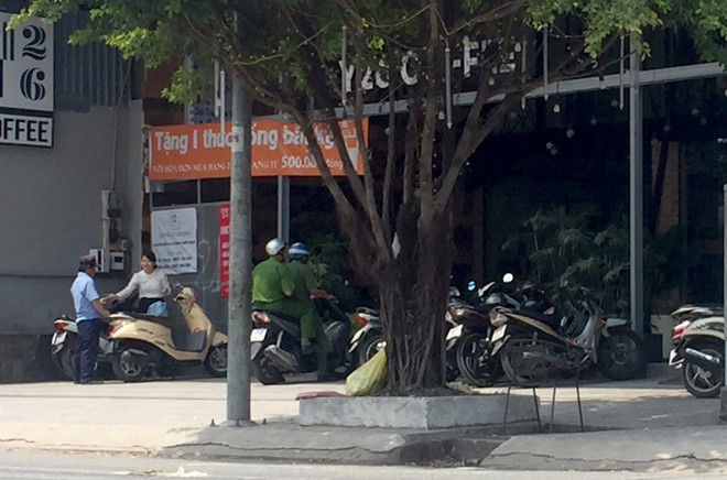 Hỗn chiến tại quán cà phê ở Sài Gòn, hàng chục khách tháo chạy