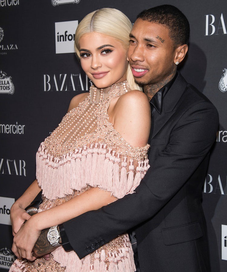 Kylie Jenner có con với bạn trai cũ gốc Việt nhưng lại bắt người yêu hiện tại đổ vỏ?