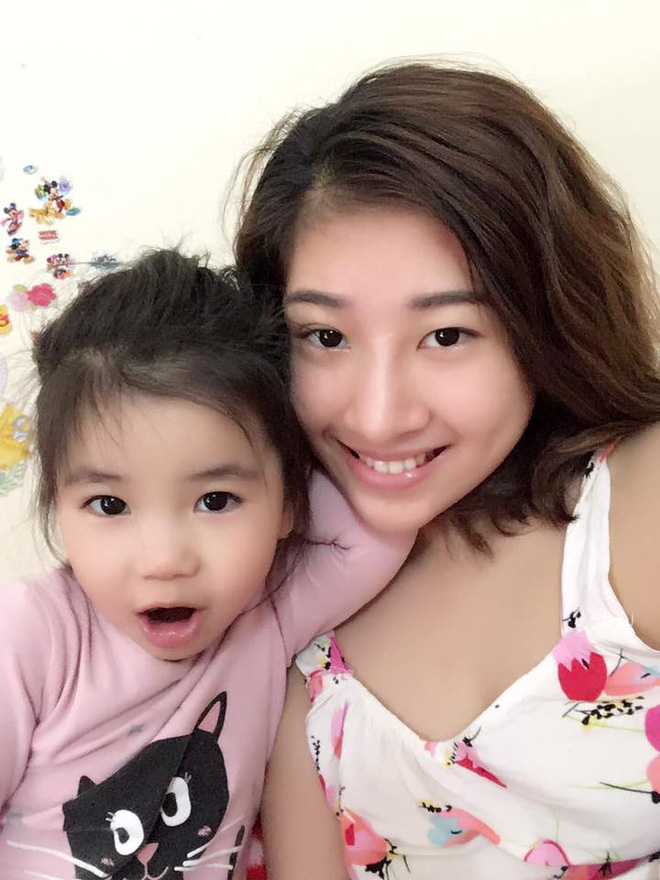 Mẹ trẻ chua xót kể chuyện chồng chưa ly hôn với mình đã lo cưới vợ khác: Em mong anh và cô ấy hạnh phúc