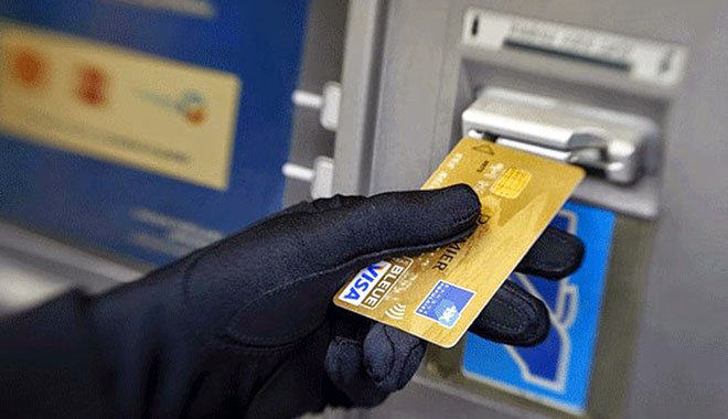 Hai ngày rút trộm 90 triệu đồng từ thẻ ATM giả
