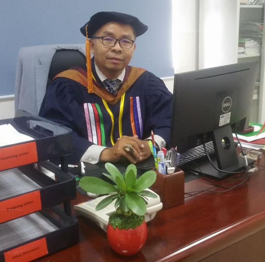 Giảng viên đại học bị đánh hội đồng vì tông xe rồi bỏ chạy