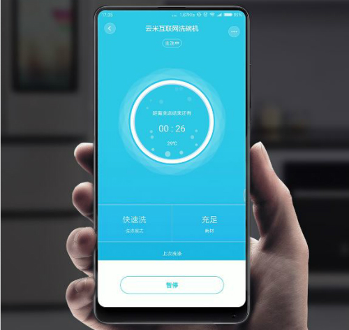 Máy rửa bát điều khiển bằng smartphone Máy rửa bát điều khiển bằng smartphone