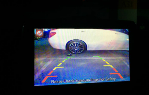 Nạn mất cắp camera lùi trên xe CX-5