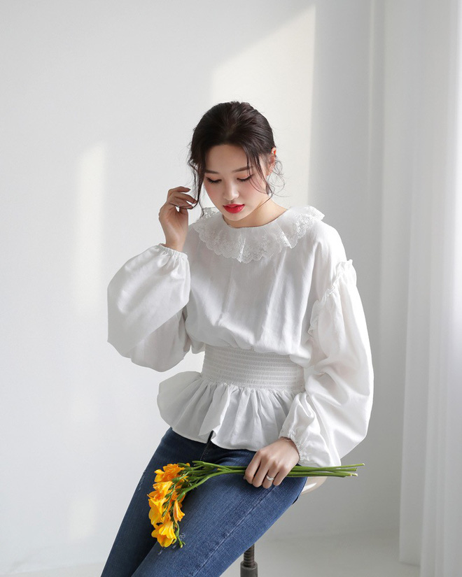 Hội bánh bèo sẽ được phen hỉ hả vì chiếc áo tay bồng này sẽ là hot trend năm nay Hội bánh bèo sẽ được phen hỉ hả vì chiếc áo tay bồng này sẽ là hot trend năm nay