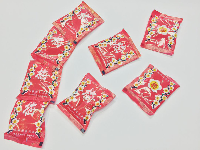 10 món quà vặt thần thánh chỉ nghe tên là 8x đã thổn thức: Ôi, tuổi thơ tôi