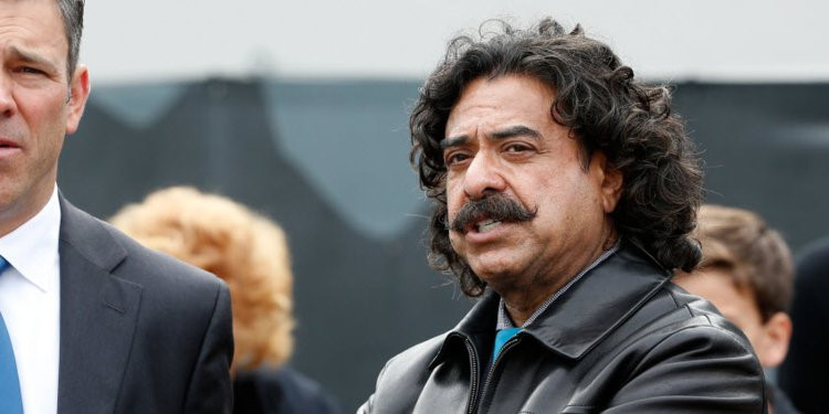 Những tỷ phú nổi tiếng có xuất thân cơ cực