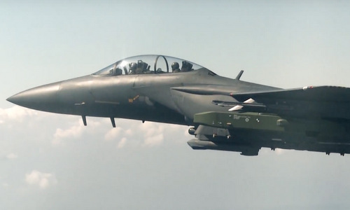 Hàn Quốc mua 90 tên lửa hành trình chuyên diệt hầm ngầm