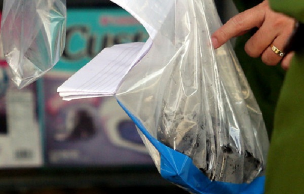 Vụ cháy 5 người chết: Phóng hỏa đốt cả gia đình hàng xóm vì…con gà?