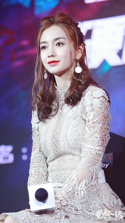 Angelababy tiết lộ kế hoạch sinh con gái cho Huỳnh Hiểu Minh Angelababy tiết lộ kế hoạch sinh con gái cho Huỳnh Hiểu Minh