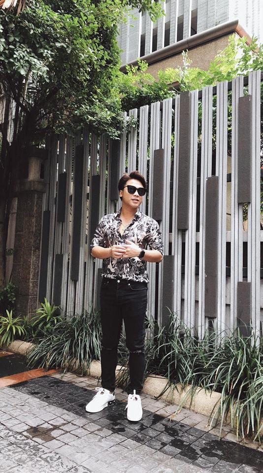 Bạn trai đại gia của Hoà Minzy giàu có và quyền lực đến cỡ nào? Bạn trai đại gia của Hoà Minzy giàu có và quyền lực đến cỡ nào?