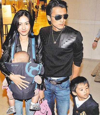 Cuộc đời đắng cay của Trương Bá Chi: Scandal ảnh nóng chấn động và sự cô độc ở tuổi 37 Cuộc đời đắng cay của Trương Bá Chi: Scandal ảnh nóng chấn động và sự cô độc ở tuổi 37