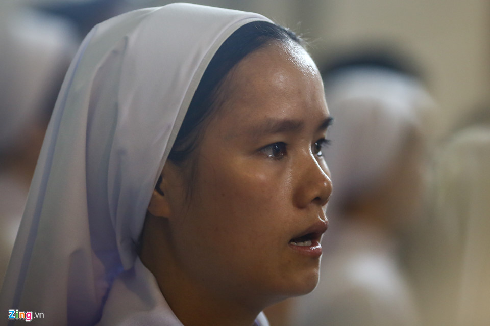 Nghìn người dự thánh lễ cố Tổng giám mục Bùi Văn Đọc ở Nhà thờ Đức Bà