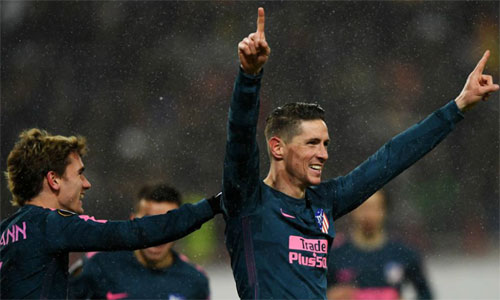 Atletico vào tứ kết Europa League bằng chiến thắng chung cuộc 8-1