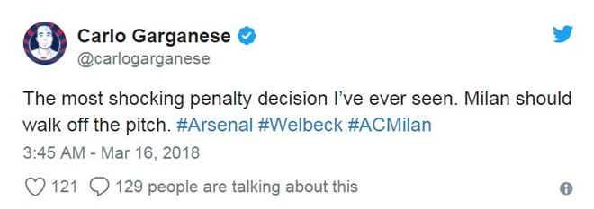 CĐV phẫn nộ với pha ăn vạ của Danny Welbeck