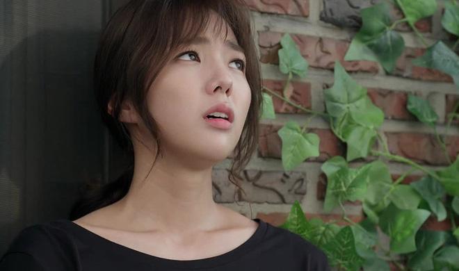 Biếu mẹ chồng ốm nằm viện 1 triệu đồng, tôi bị cả nhà bĩu môi chê bai kẹt sỉ