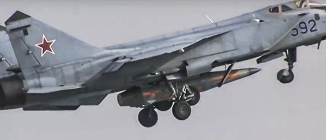 Sức mạnh quân sự Nga từ Yeltsin đến Putin: Trỗi dậy từ đống tro tàn