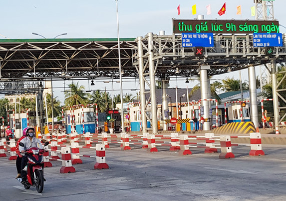 Hơn 2 triệu ôtô sẽ bị phạt nếu không dán thẻ thu phí tự động